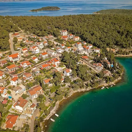 Hvar With Pool 아파트 브로보스카