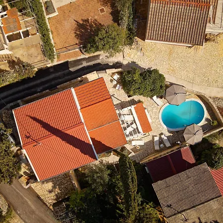 Apartment Hvar With Pool *