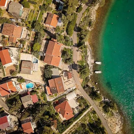 Hvar With Pool Apartment