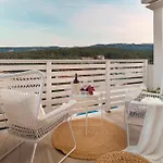 Hvar With Pool Vrboska