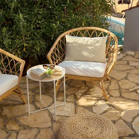 Hvar With Pool شقة